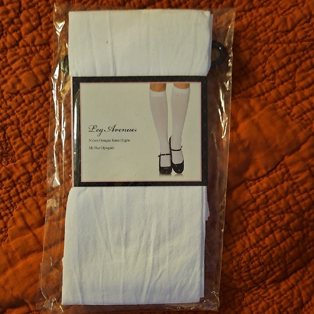 Leg Avenue White Nylon Knee Highs